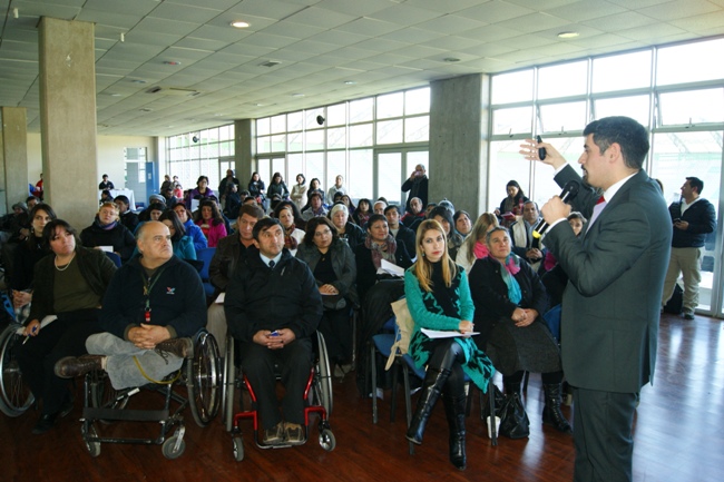 Director Nacional en Encuentro regional de la Discapacidad en Temuco