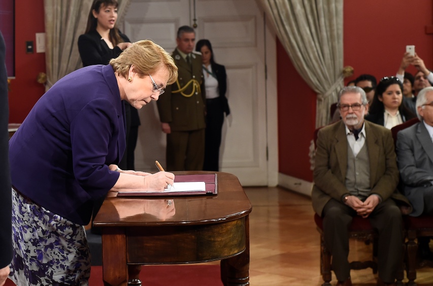 Presidenta Bachelet promulgado la ley. 
