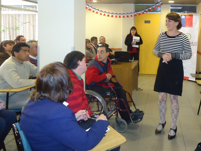 La Directora de SENADIS Metropolitano, Soledad Narbona, en el lanzamiento del Programa Yo Trabajo. 