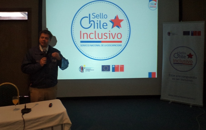 Sub Director Nacional presenta el Sello Chile Inclusivo en Puerto Montt