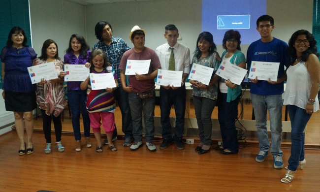 Directora Regional de Senadis Arica participa en entrega de certificados a participantes de proyecto de la organización OJASA