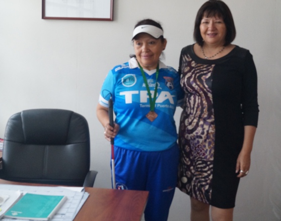 Directora Regional recibe a medallista ariqueña que participó en Nacionales Paralímpicos Salcobrand 2014