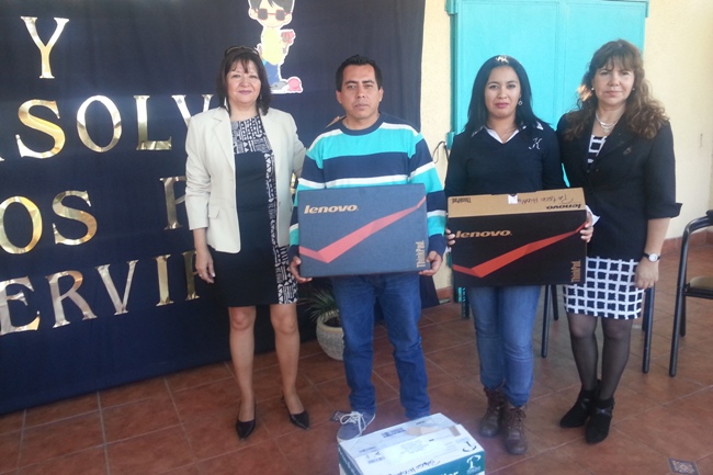 Directora Regional de Arica y Parinacoita realiza entrega de ayudas técnicas