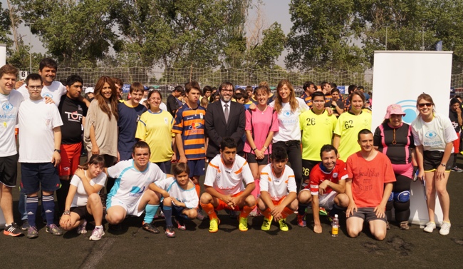 Director Nacional junto a representantes de los equipos que participan en el campeonato 