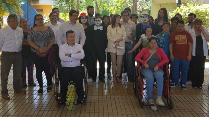 Autoridades dialogan con vecinos en situación de discapacidad de Recoleta en el Día Internacional de las Personas con Discapacidad