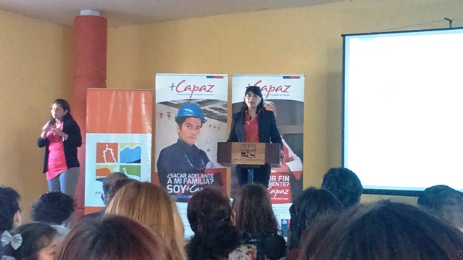 Ministra del Trabajo presenta programa + Capaz en Arica