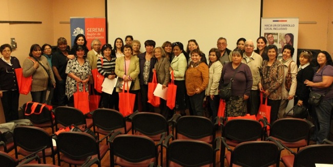Senadis Antofagasta realiza charla a Líderes de organizaciones comunales y vecinales de Antofagasta