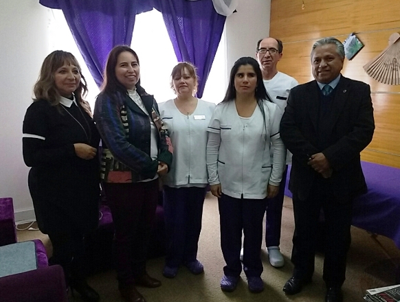 Sandra Narváez junto a los terapeutas del Spa \