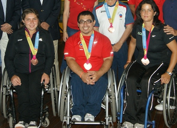 aría Antonieta Ortiz y Francisca Mardones en Encuentro Recreativo y Deportivo