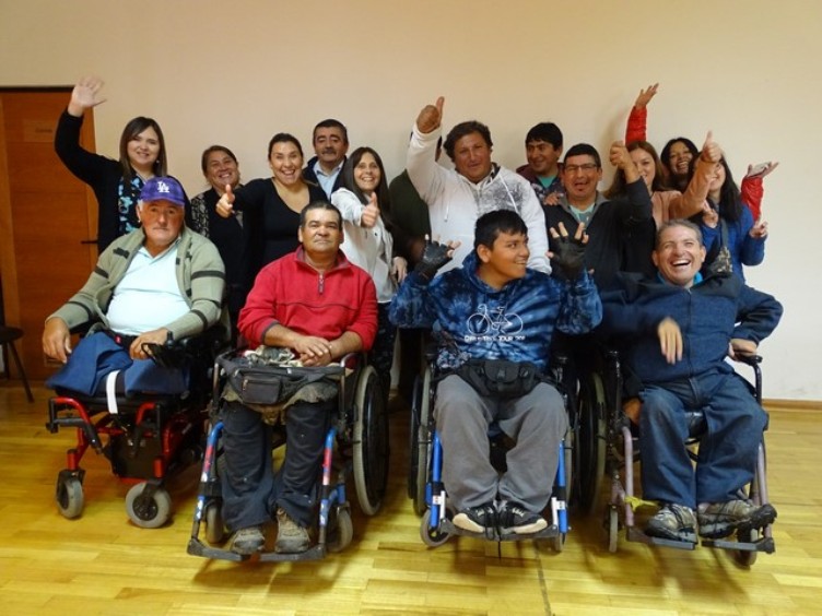 Deportistas paralímpicos de Pemuco se reúnen en diálogo de El Chile que Queremo.