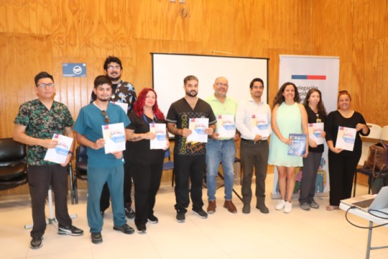 Foto de participantes en Charla realizada en Pozo Almonte.