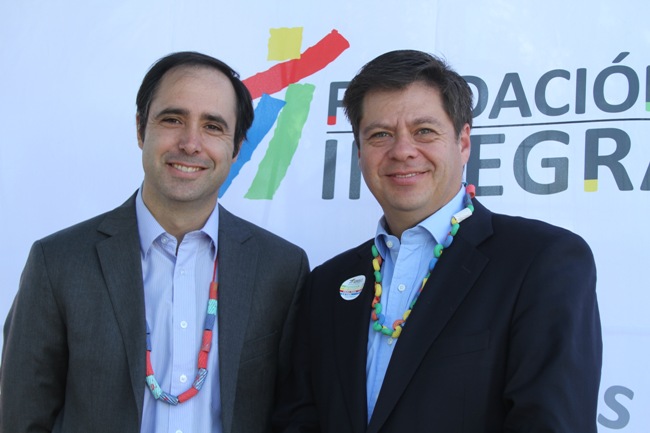 Subdirector Nacional del Senadis, Oscar Mellado, junto al Director Ejecutivo de Integra, Sergio Domínguez.