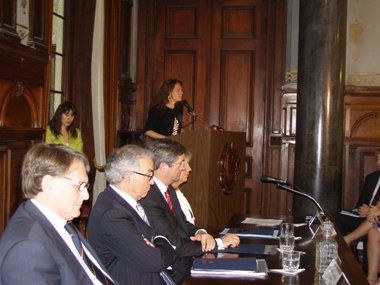 Directora del Senadis se refirió a los desafíos del sector.