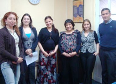 Soledad Cárdenas junto a los profesionales del DAM.