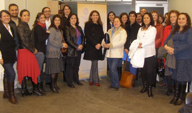 Directora Regional Metropolitana del Senadis junto a representantes de universidades y Ministerio de Educación.