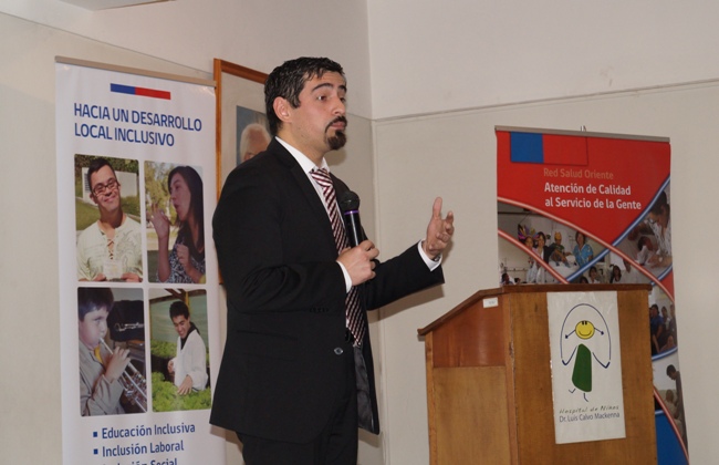 Director Nacional de Senadis, durante la apertura de la jornada en Hospital Calvo Mackenna.