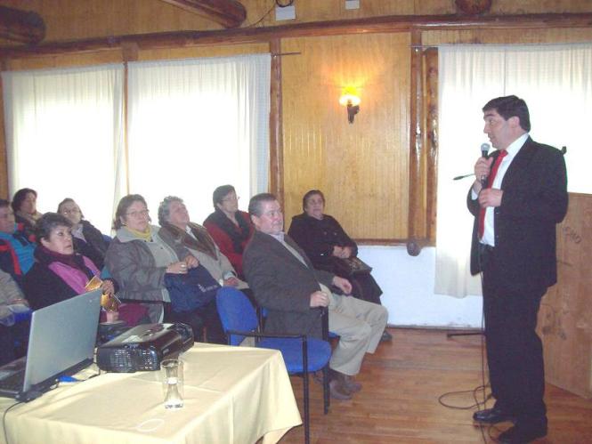 Julio Bascur participa en la Cuenta Pública de SENAMA.