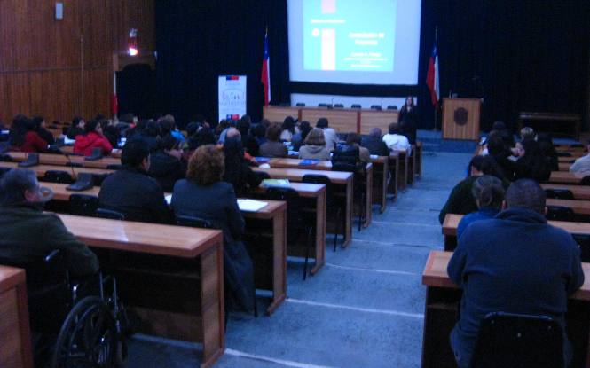 Directora Regional del Senadis Coquimbo durante la capacitación.