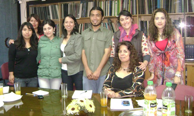 Directora Regional del Senadis Atacama junto a quienes participaron en la jornada de difusión.