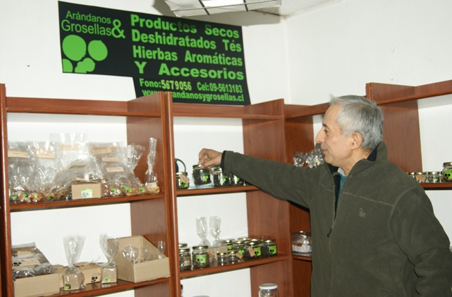 Elías Fuentes, sacó adelante su microemprendimiento a través del fondo concursable con Senadis.
