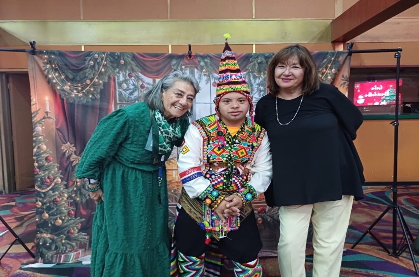 Autoridades en la actividad.