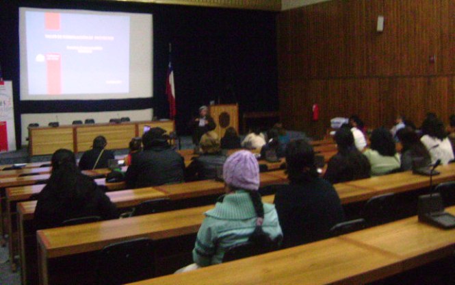 Capacitación en el marco del lanzamiento de los fondos concursables de Senadis 2012.