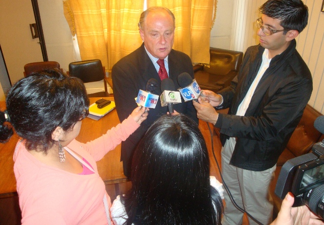 Director Regional del Senadis anunciando apertura de los fondos concursables.