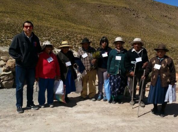 Director Regional de Senadis con adultos mayores de Putre.