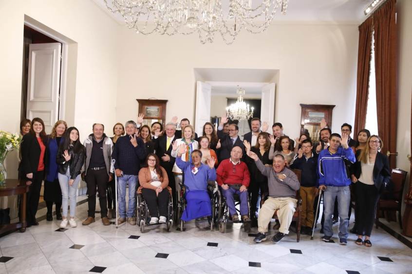 Gobierno anuncia nuevas prestaciones para la rehabilitación de más de 350 mil personas con discapacidad.