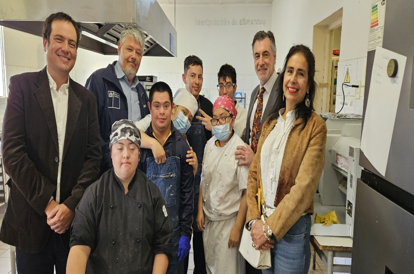 SENADIS impulsa proyecto FONAPI para fortalecer la inclusión laboral de estudiantes con discapacidad
