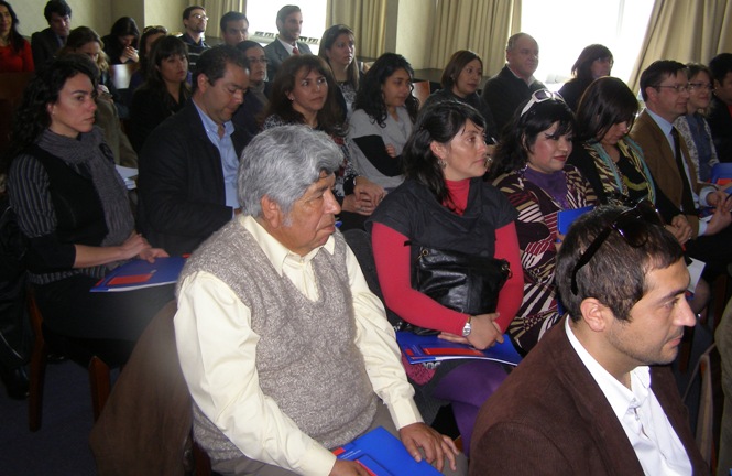 Directores Regionales y profesionales de SENADIS en jornada de capacitación de Ayudas Técnicas y CHISOL