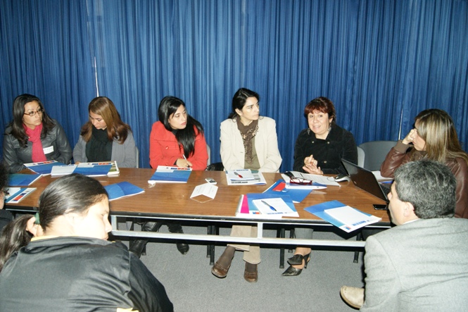 Encuentro con la sociedad civil.