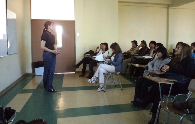 Senadis realiza capacitación de fondos concursables