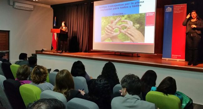 En Iquique se realiza Seminario “Mujer y Discapacidad”