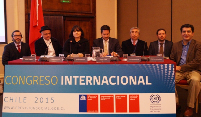 Panelistas que participaron en el Foro “Nuevos Desafíos para la Seguridad y Salud en el Trabajo - Integración Laboral de Personas con discapacidad”