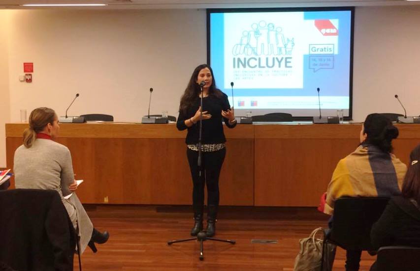 Subdirectora Nacional del SENADIS, Viviana Ávila entrega un saludo en la inauguración del Tercer Encuentro de Prácticas Inclusivas INCLUYE 2017