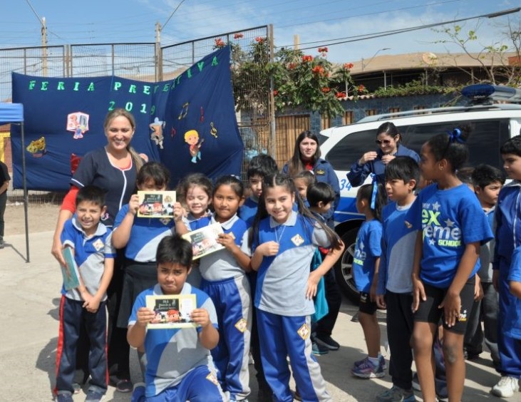 Alumnos y alumnas del Colegio del Alba que participaron en la actividad.