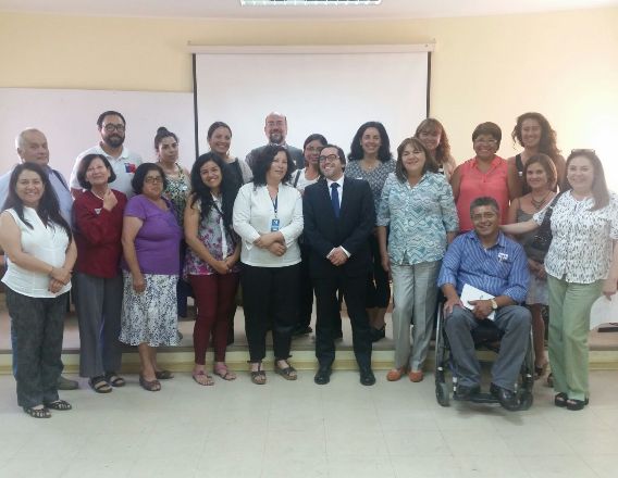 Director Nacional junto a representantes de organizaciones sociales de la región de Coquimbo.