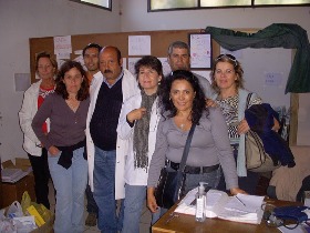 El equipo que viajó hasta las localidades de Pelluhue, Curanipe, Mariscadero y Chovellén.