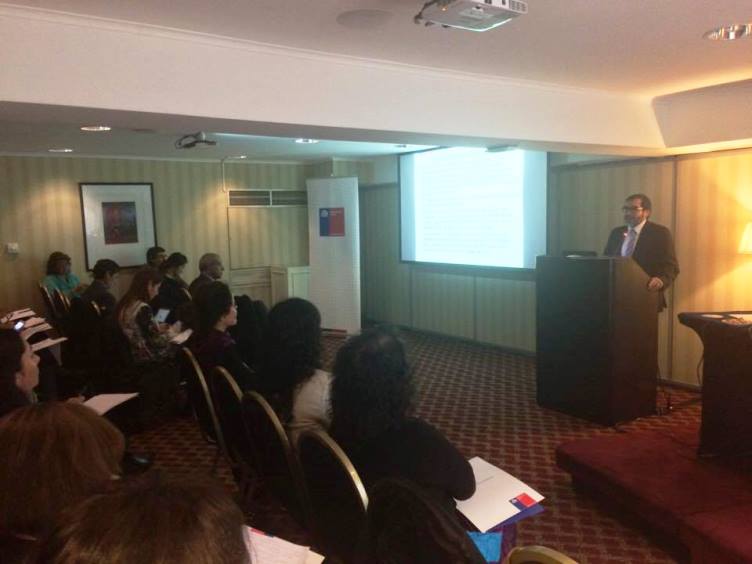 Director Nacional del SENADIS exponiendo en Seminario sobre rehabilitación  para el logro de Objetivos de Desarrollo Sostenible