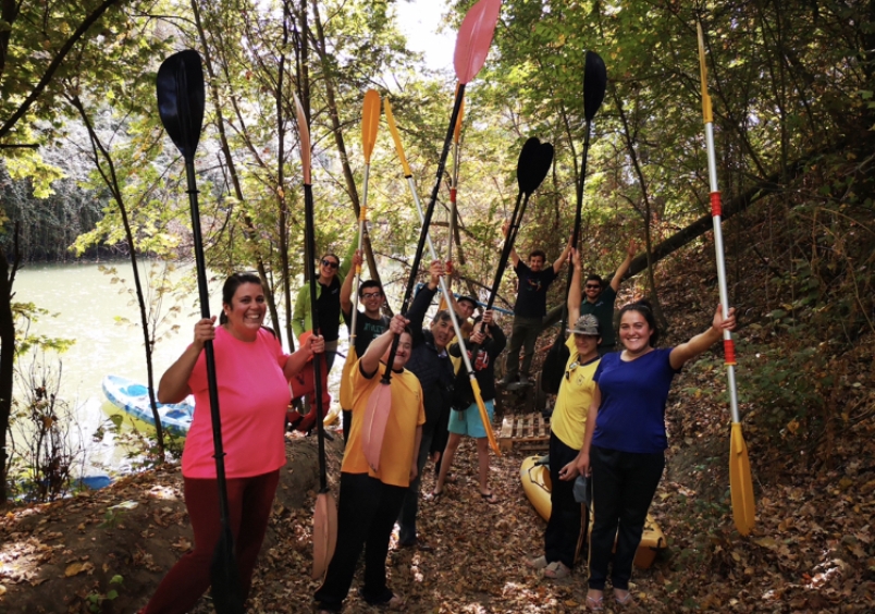 Personas disfrutaron del “Paleokayak Taguatagua”, innovadora actividad turística.