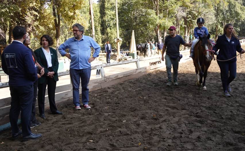 Presidente Gabriel Boric Font y ministra Javiera Toro conmemoran Día Mundial de Concienciación sobre el Autismo