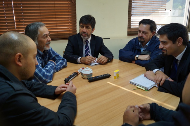 Director Nacional junto a integrantes del Colectivo Palos de Ciego