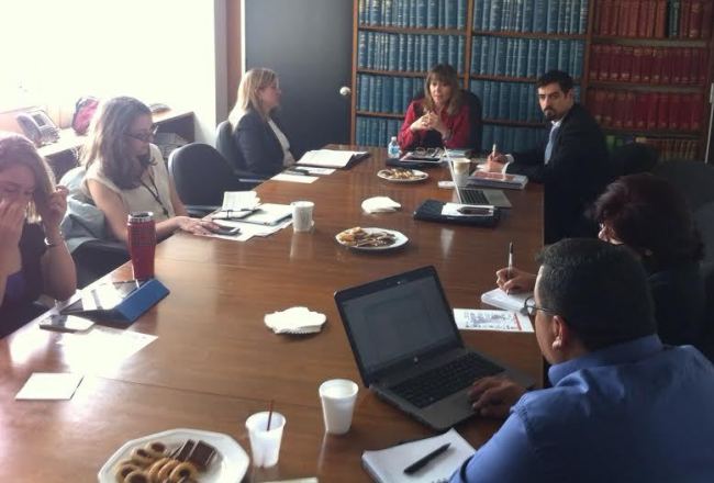 Director Nacional en reunión de CEDDIS.