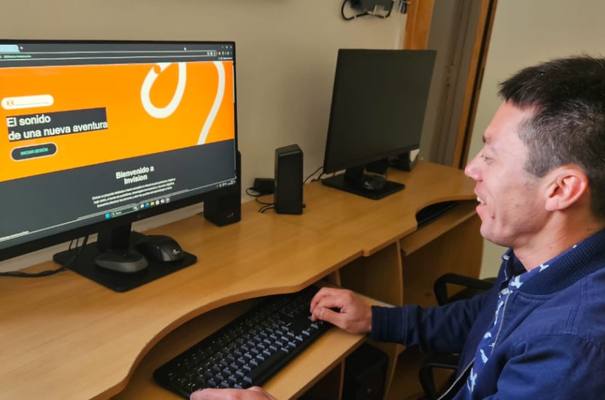 Biblioteca Central para Ciegos y Microsoft lanzan  plataforma digital de audiolibros accesibles en Chile