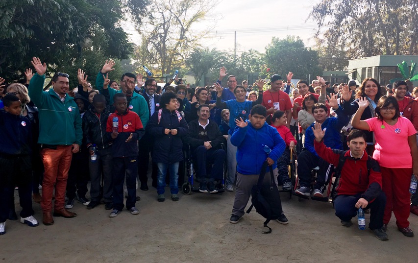 Director Nacional participa en Caminata Inclusiva en el Parque Bernardo Leighton.