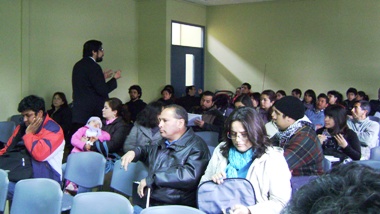 Angel Sarmiento expone en una de las jornadas de difusión.