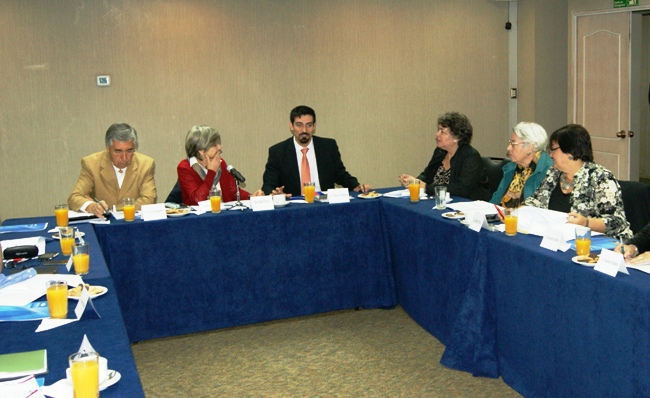 Director Nacional de Senadis junto a intregantes de la Comisión Discapacidad de la Sofofa