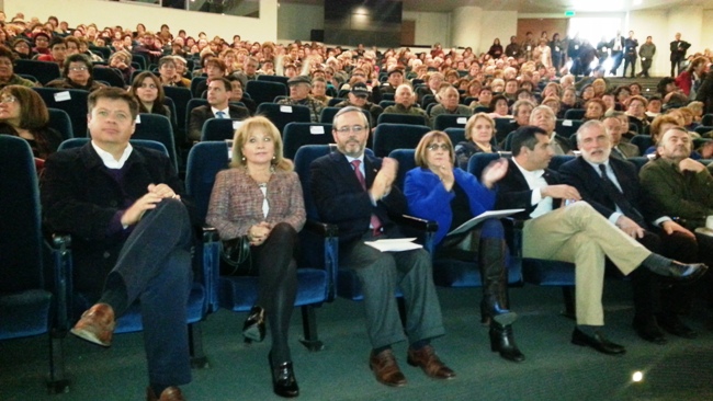 Autoridades en la ceremonia