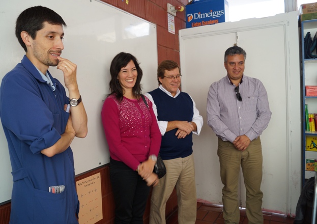 Subdirectora del Senadis durante la visita al Colegio Jorge Otte.